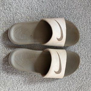 Nike white/gray slides